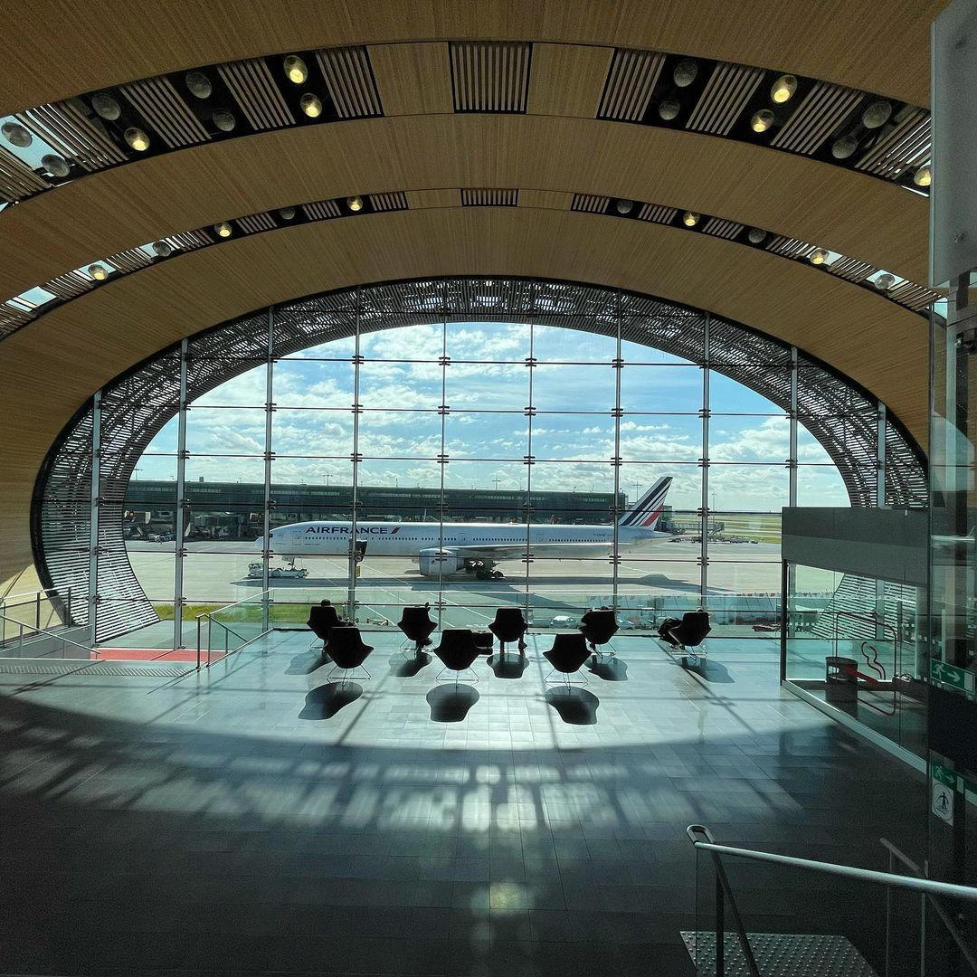 image  1 Air France - Vue imprenable sur le Terminal 2E