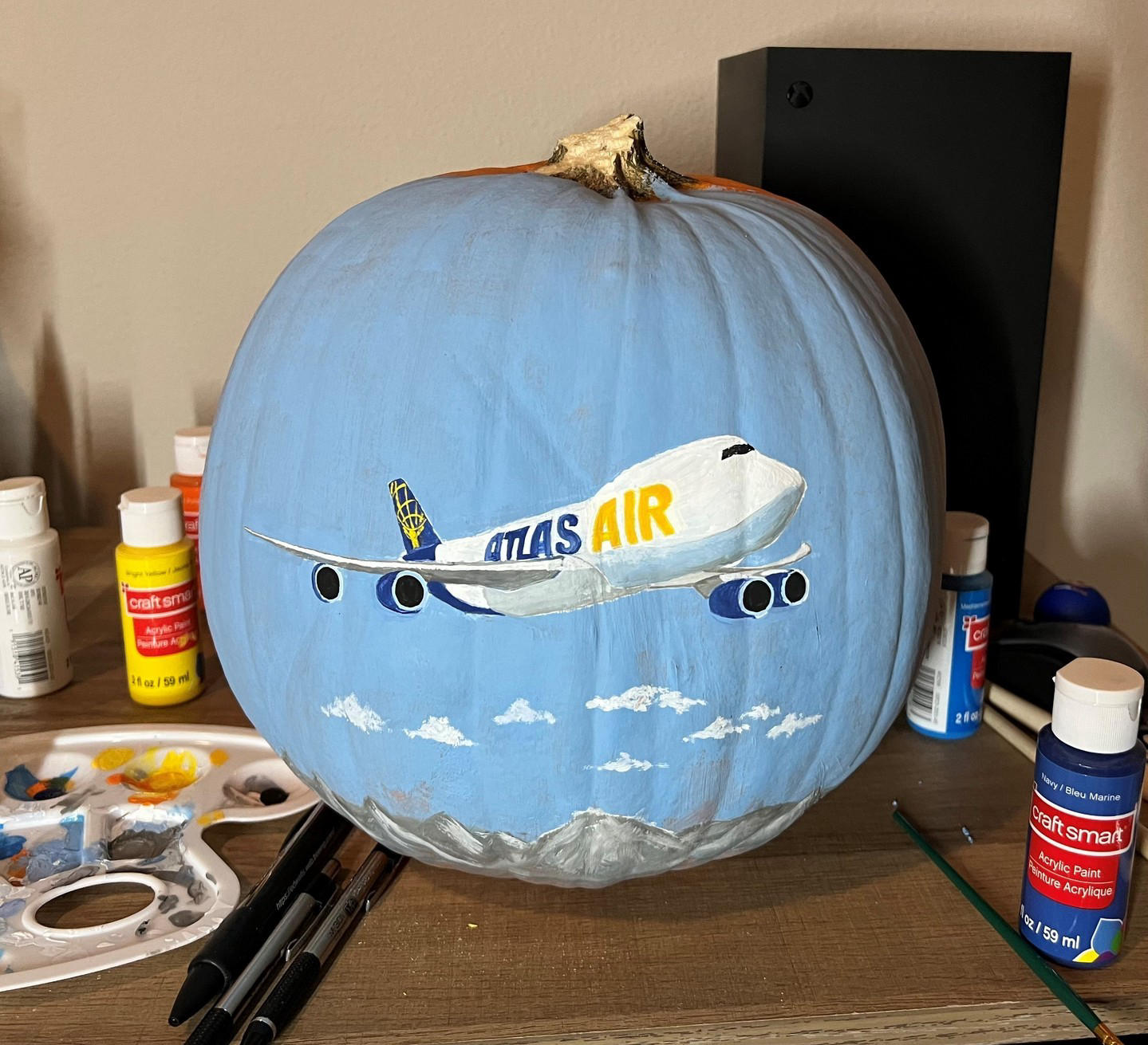 No need for it to be pumpkin spice season with this GOURD-eous piece of art